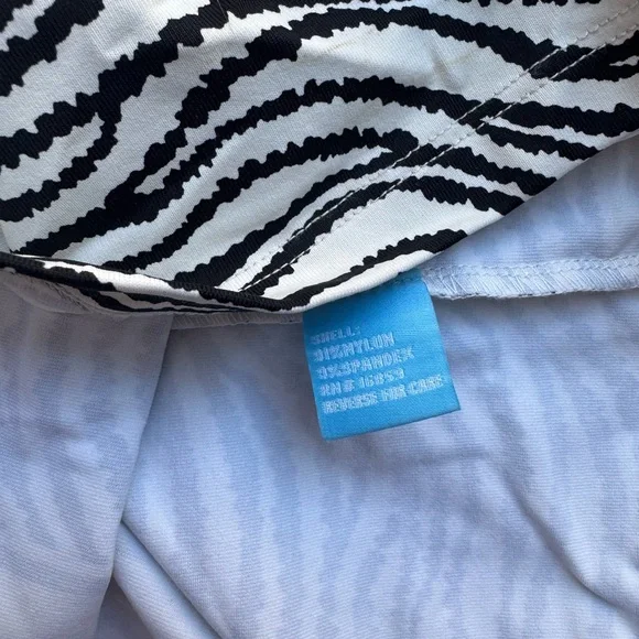 J. McLaughlin Zebra Print Knit Dress 3/4 Sleeve Career Casual S - Picture 6 of 6